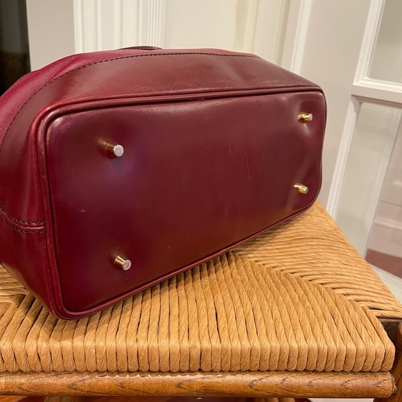 BURBERRY CALF LEATHER TOP HANDLE SATCHEL. Rich and unique Cabernet color - Picture 7 of 10